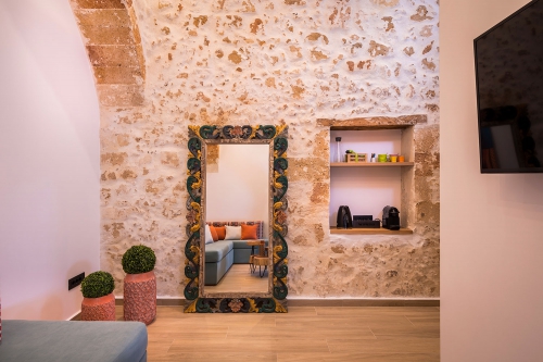 boutique suites chania old harbour