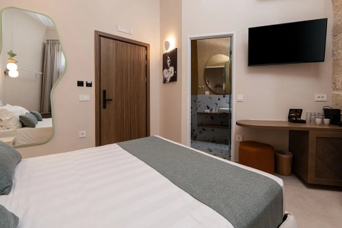 boutique suites chania old harbour
